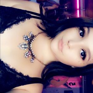 Meet your Posher, Brisa